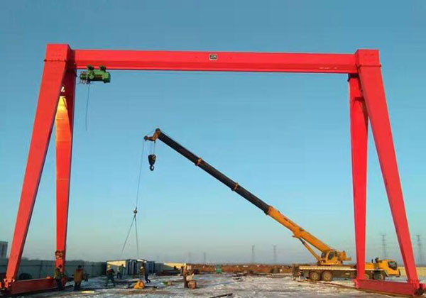 河北張家口電動(dòng)單梁龍門吊現(xiàn)場使用案例